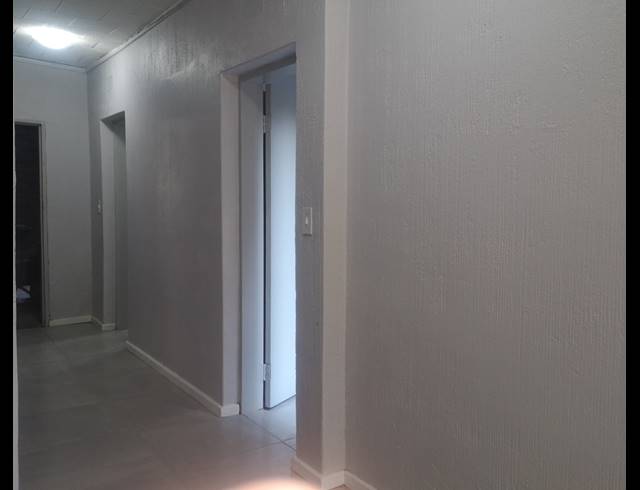 3 BEDROOM APARTMENT FOR SALE IN WINDSOR WEST